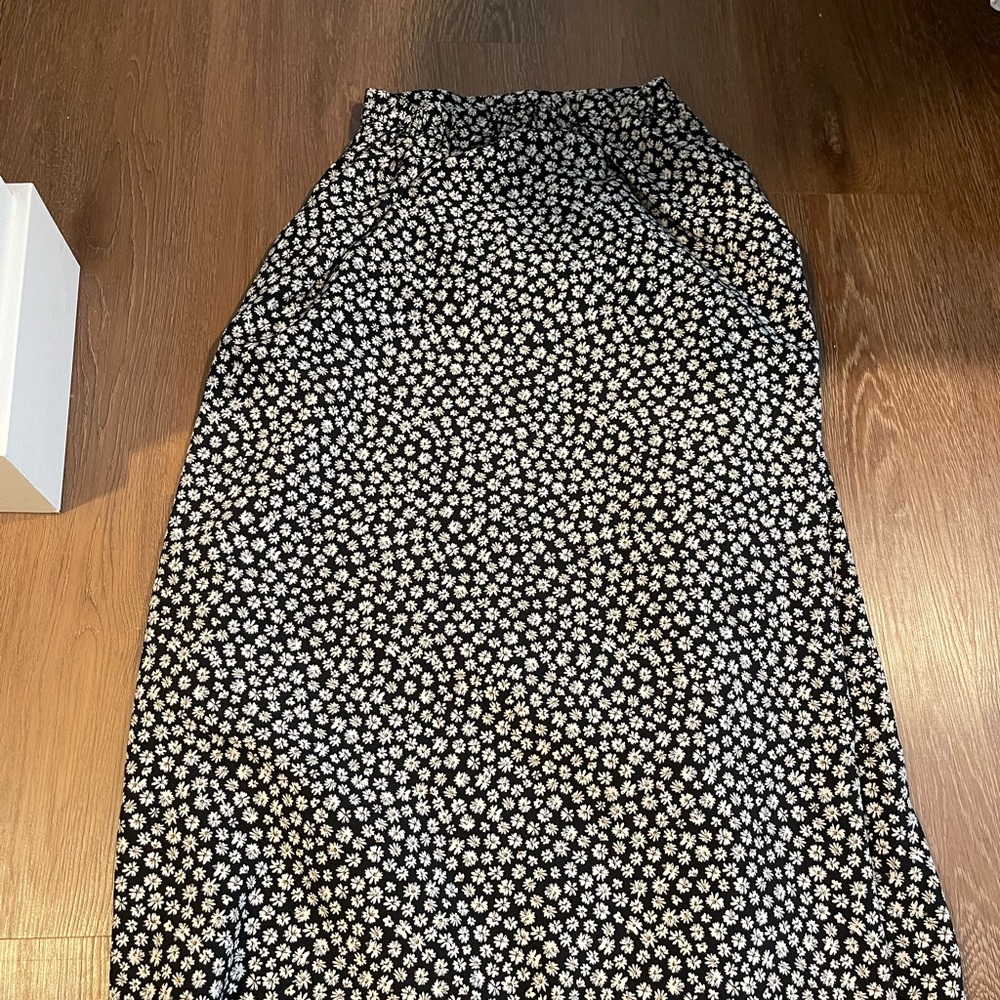 DAISY MIDI SKIRT